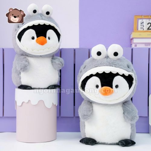 Cánh Cụt Cosplay Cá Mập