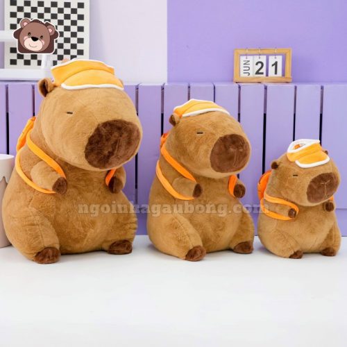 Gấu Bông Capybara Thể Thao - Đeo Bóng