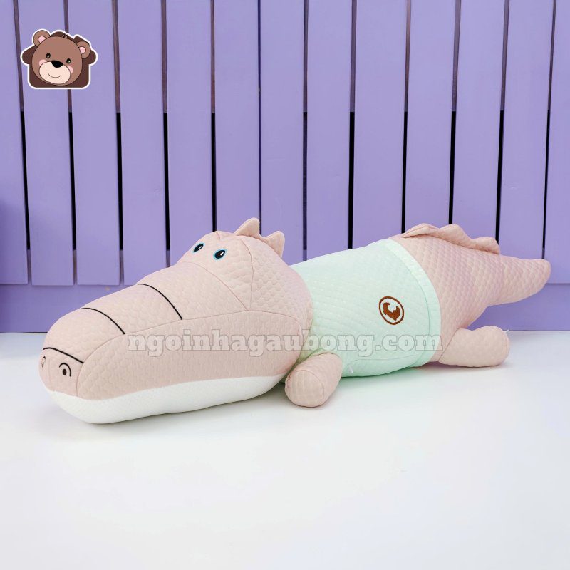 Gối Ôm Lạnh Cá Sấu Mặc Áo