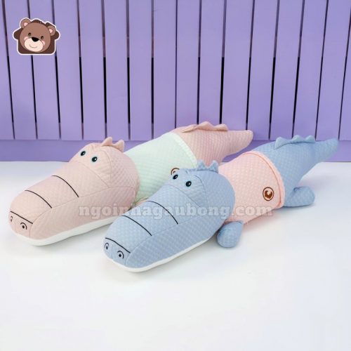 Gối Ôm Lạnh Cá Sấu Mặc Áo