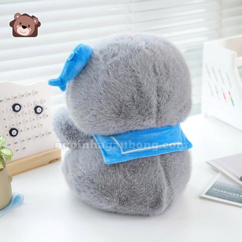 Cánh Cụt Quàng Khăn Đội Cá