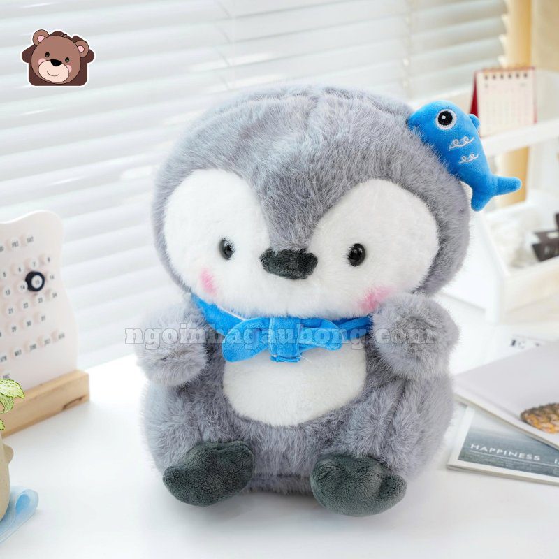 Cánh Cụt Quàng Khăn Đội Cá